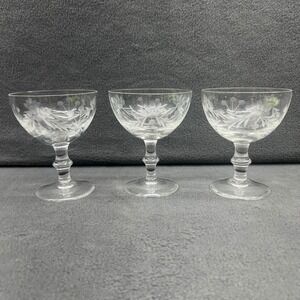 Vintage Etched Floral‎ Cordial Glasses Set of 3 Delicate Stemware Barware